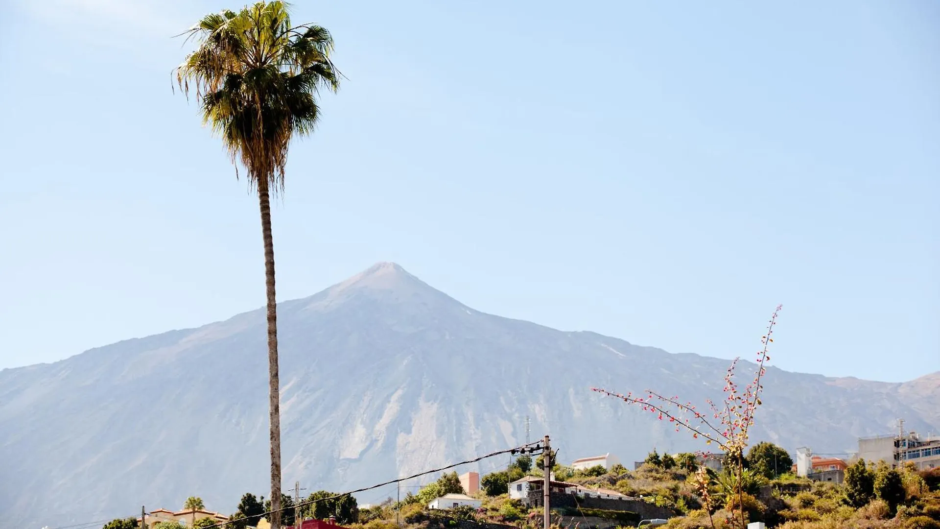 Cozy Seafront Studio With Balcony & Ocean Views San Marcos  Apartmán San Marcos (Tenerife)