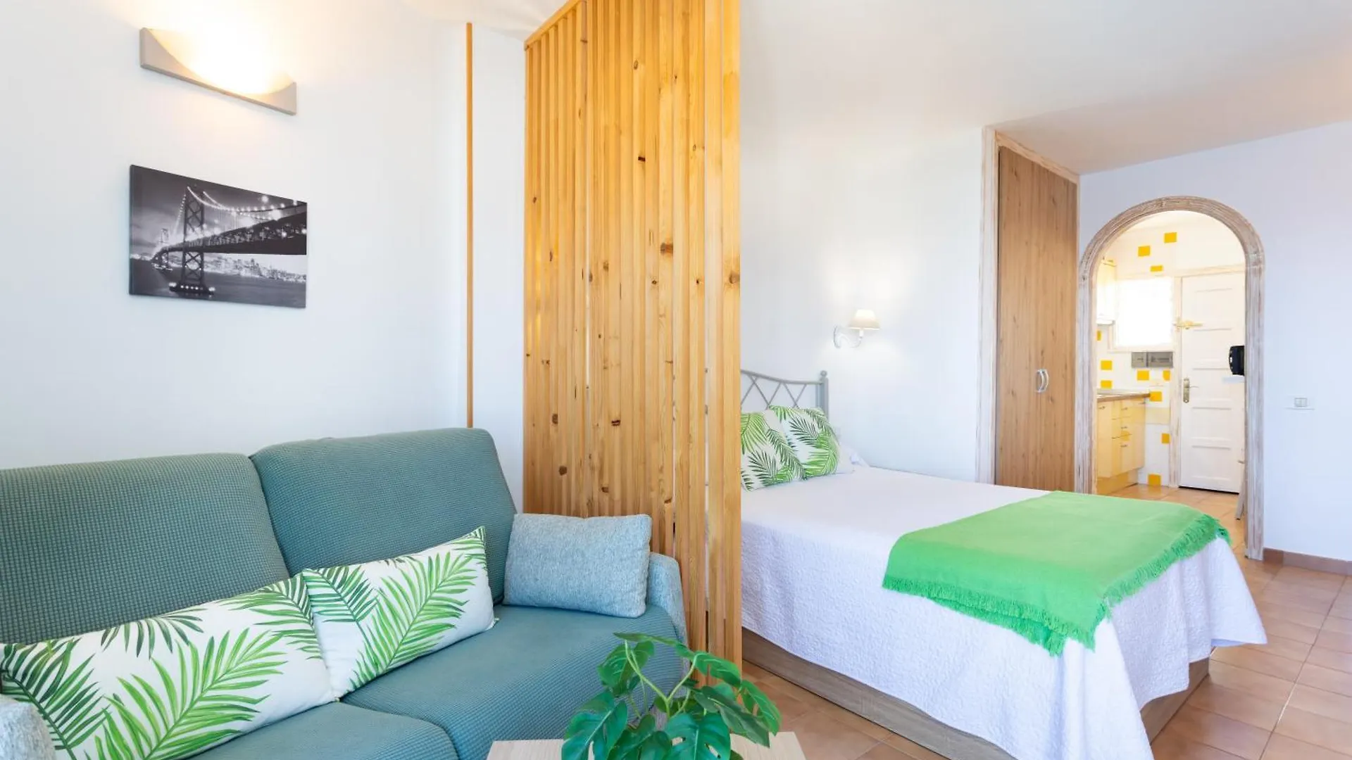 Apartmán Cozy Seafront Studio With Balcony & Ocean Views San Marcos
